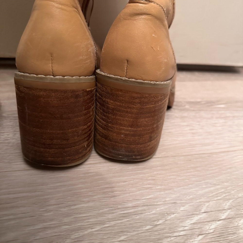 Frye Tan Leather Winter Boots - Picture 4 of 5